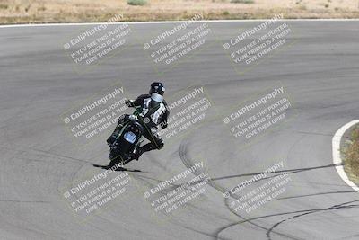 media/Apr-20-2025-AHRMA (Sun) [[393a79c373]]/Race/Group 8/Turn 4b/